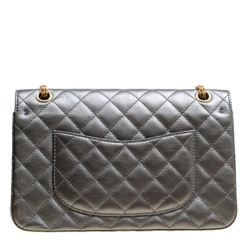Chanel Grey Quilted Leather Reissue 2.55 Classic 226 Flap Bag In Good Condition In Dubai, Al Qouz 2