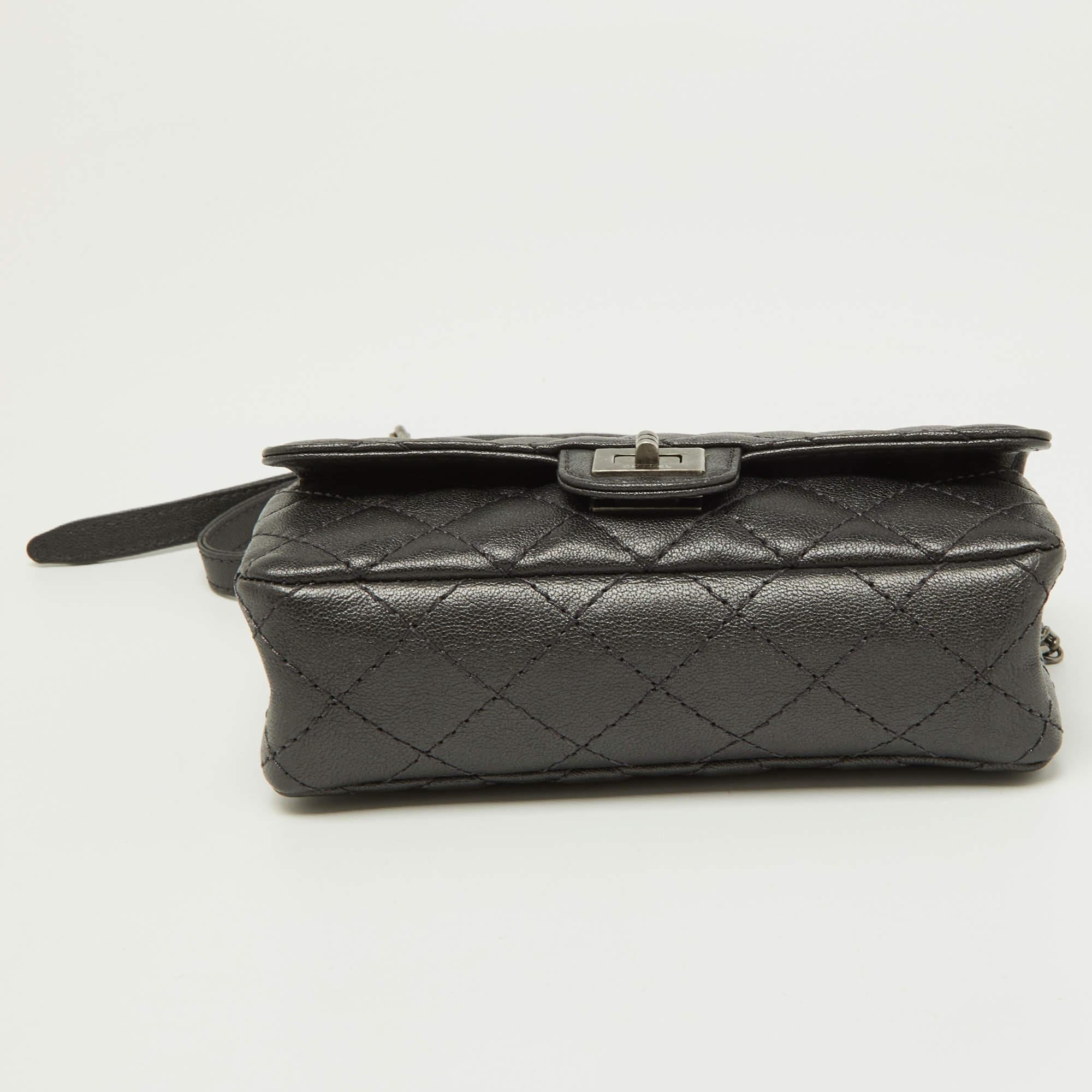 Chanel Grey Quilted Leather Reissue 2.55 Waist Belt Bag For Sale 1