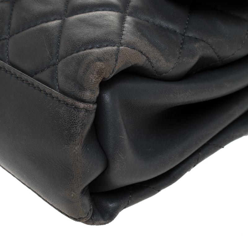 Chanel Grey Quilted Leather Shoulder Bag 6