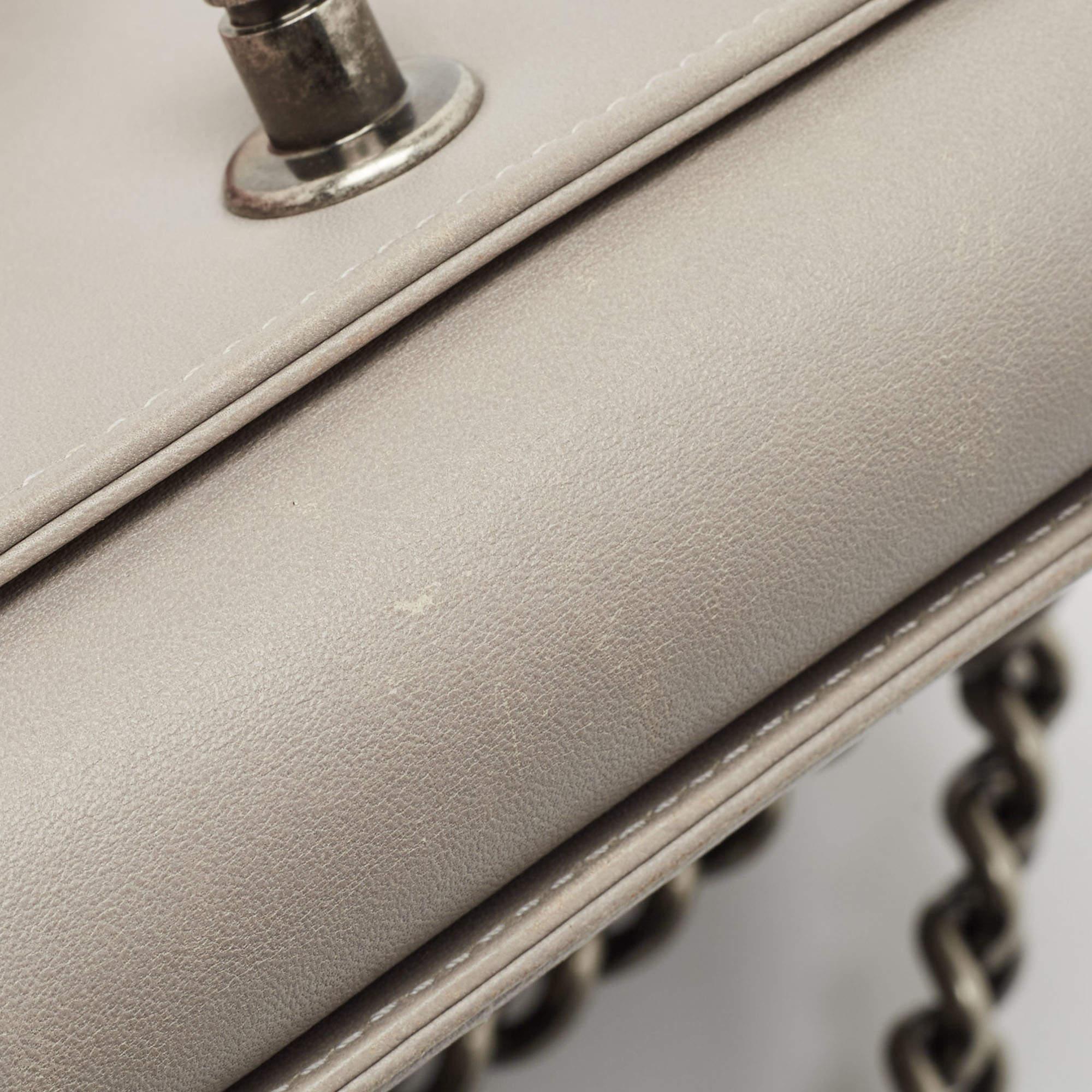 Chanel Grey Quilted Leather Small Boy Flap Bag For Sale 2