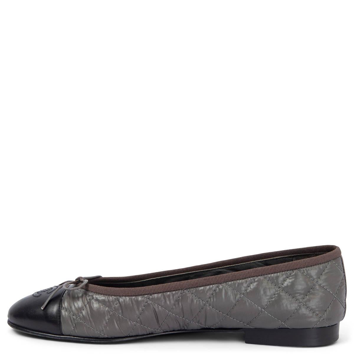 Women's CHANEL grey QUILTED nylon 2011 11A Ballet Flats Shoes 38.5