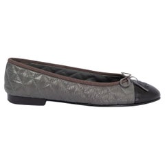 Used CHANEL grey QUILTED nylon 2011 11A Ballet Flats Shoes 38.5