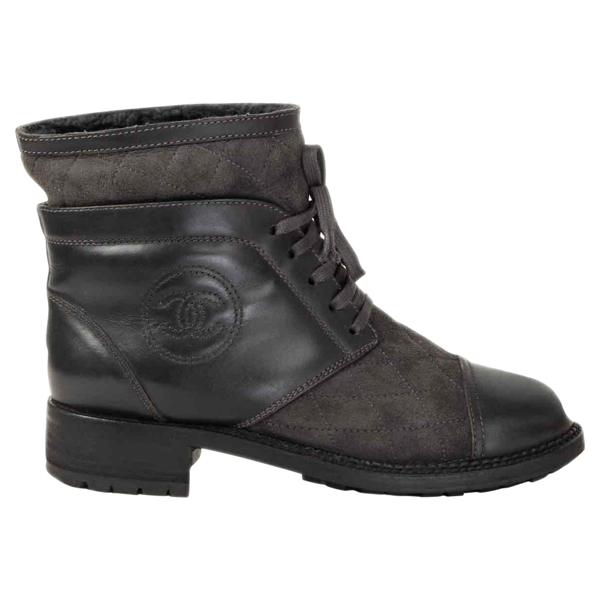 CHANEL gris QUILTED suede & leather SHEARLING ANKLE Boots Shoes 38