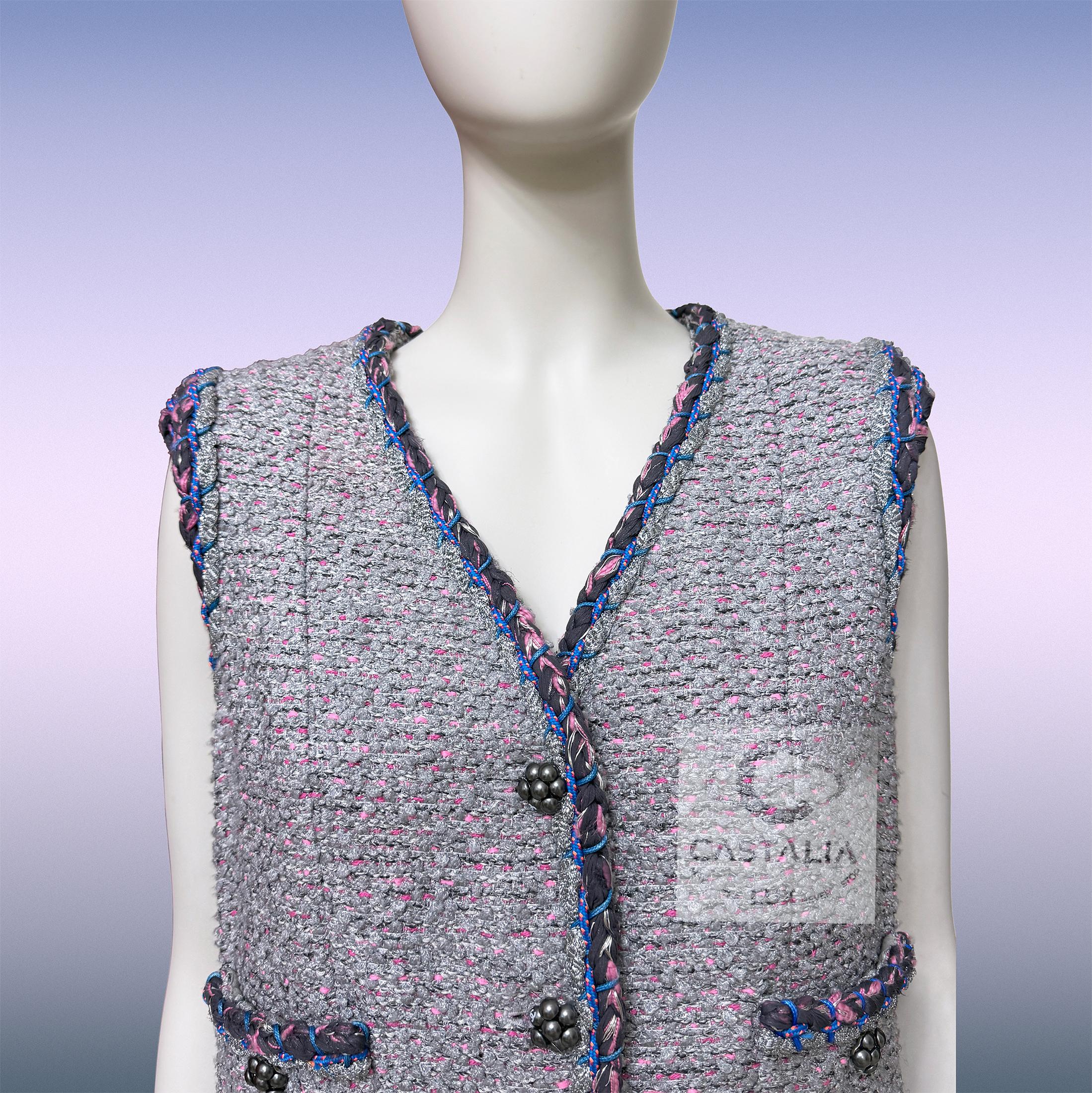 Chanel  Graues ärmelloses Tweed-Kleid 40 FR im Angebot 8