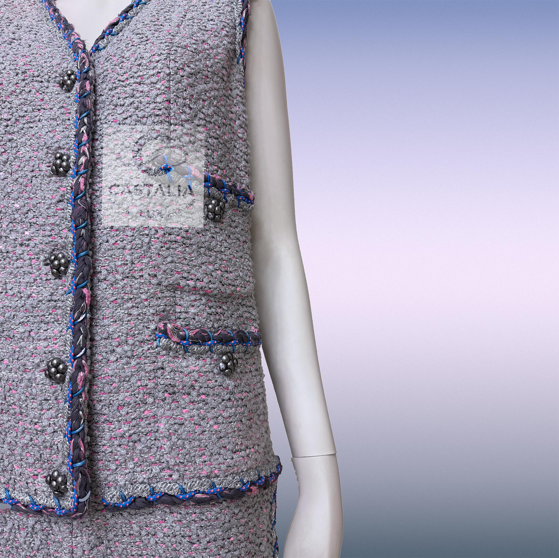 Chanel  Graues ärmelloses Tweed-Kleid 40 FR im Angebot 9