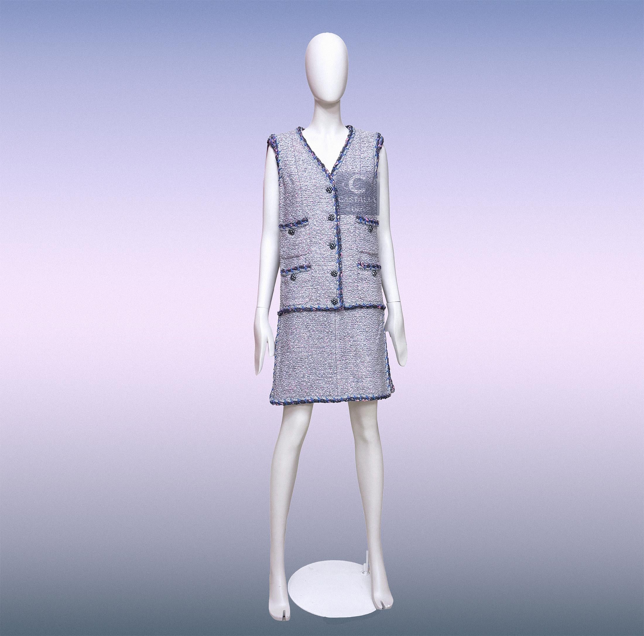 Chanel  Graues ärmelloses Tweed-Kleid 40 FR im Angebot 5