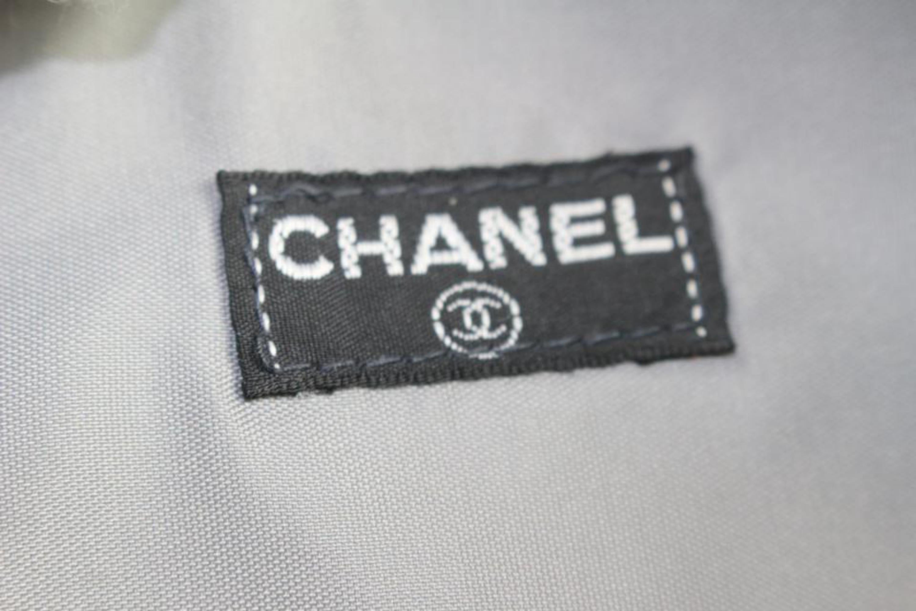 Chanel Graue Wildleder-Umhängetasche mit flacher Kette 1c815a im Angebot 5