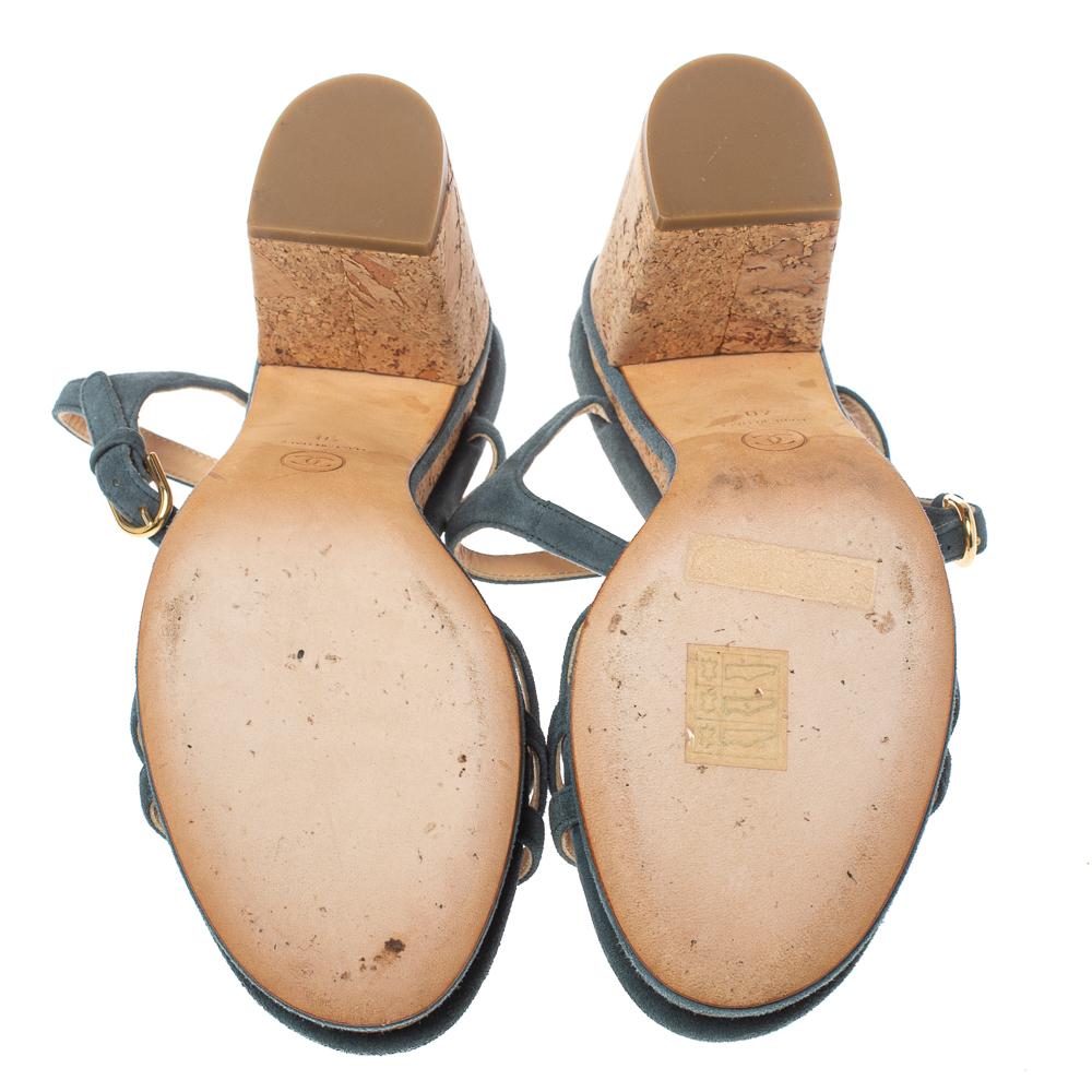Chanel Grey Suede Leather Ankle Strap Cork Platform Sandals Size 40 In Good Condition In Dubai, Al Qouz 2
