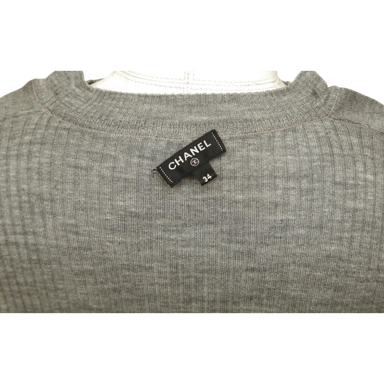 CHANEL Long Sleeve Grey Sweater Top Knit Crew Neck Silver CC Logo Sz 34 2016 3