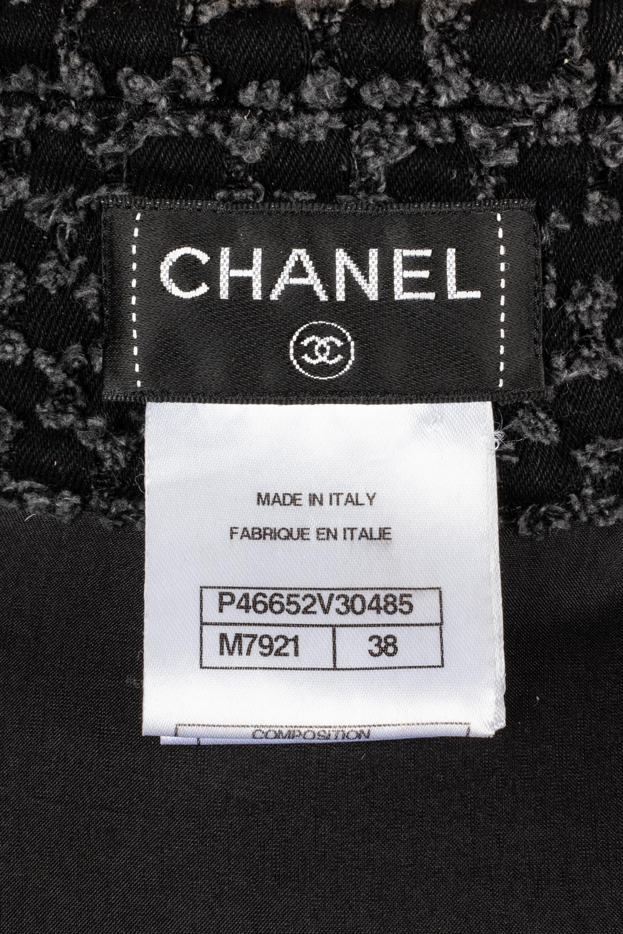 Chanel grey tweed jacket For Sale 8