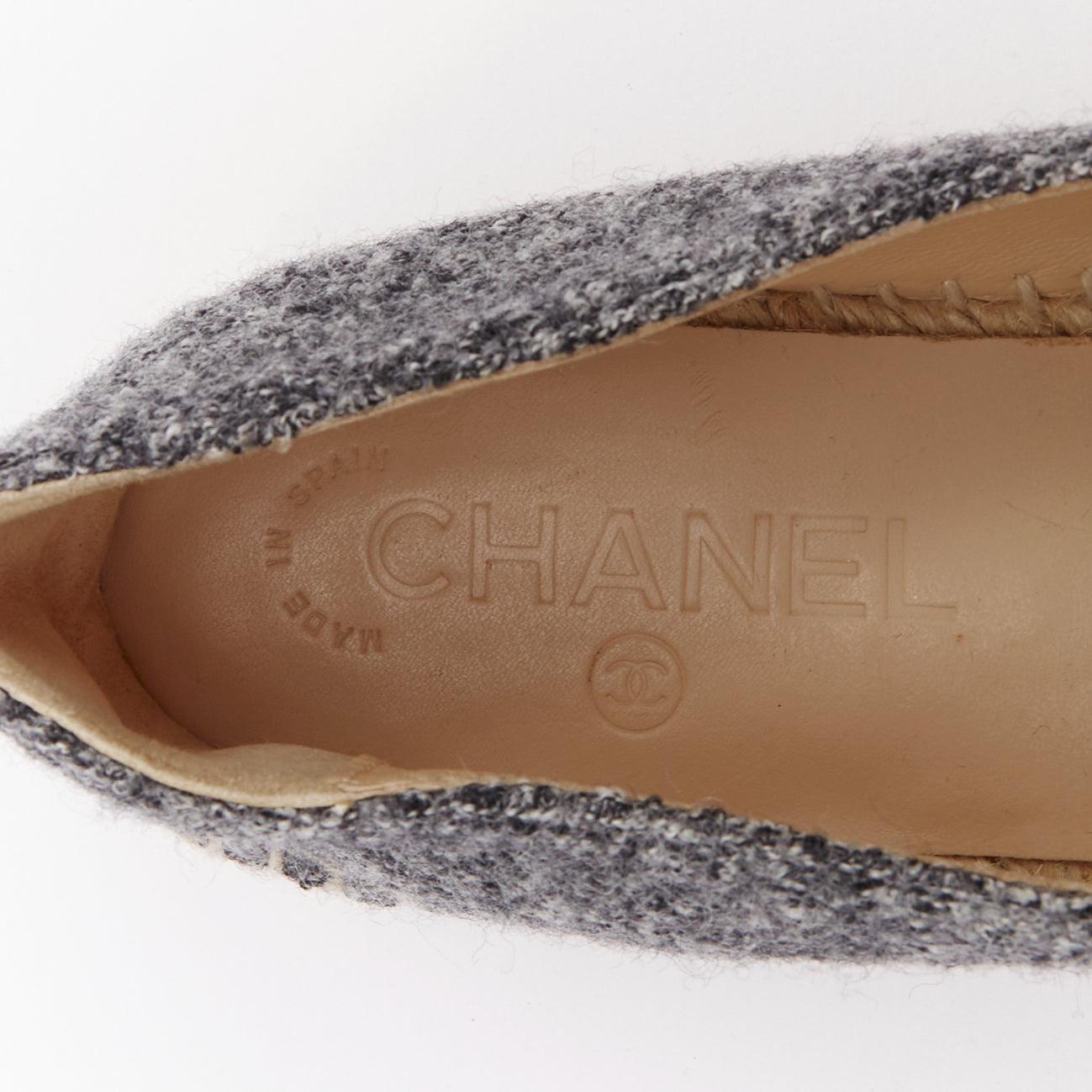 CHANEL grey tweed velvet CC logo toe cap espadrille shoes EU38 For Sale 4