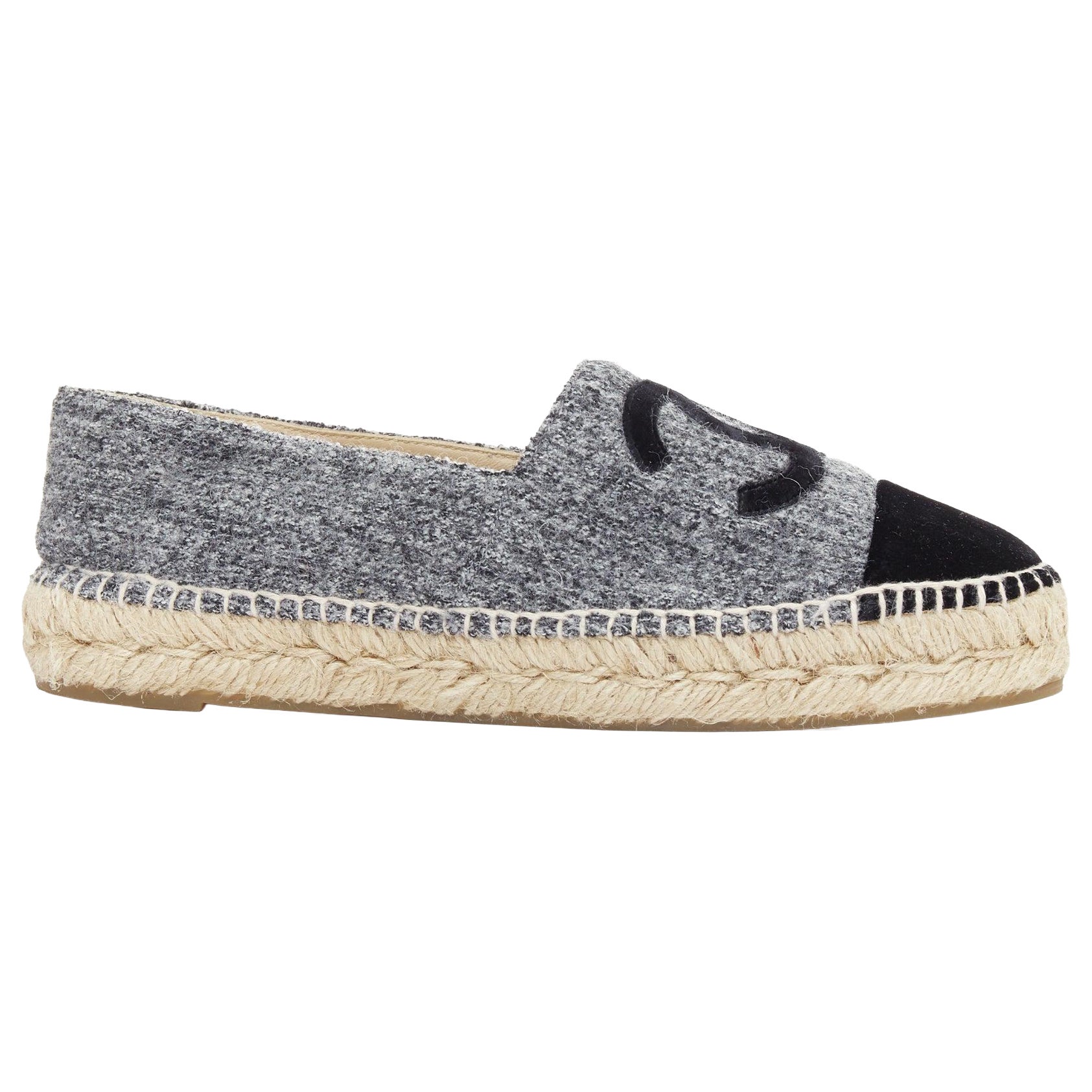 CHANEL grey tweed velvet CC logo toe cap espadrille shoes EU38 For Sale