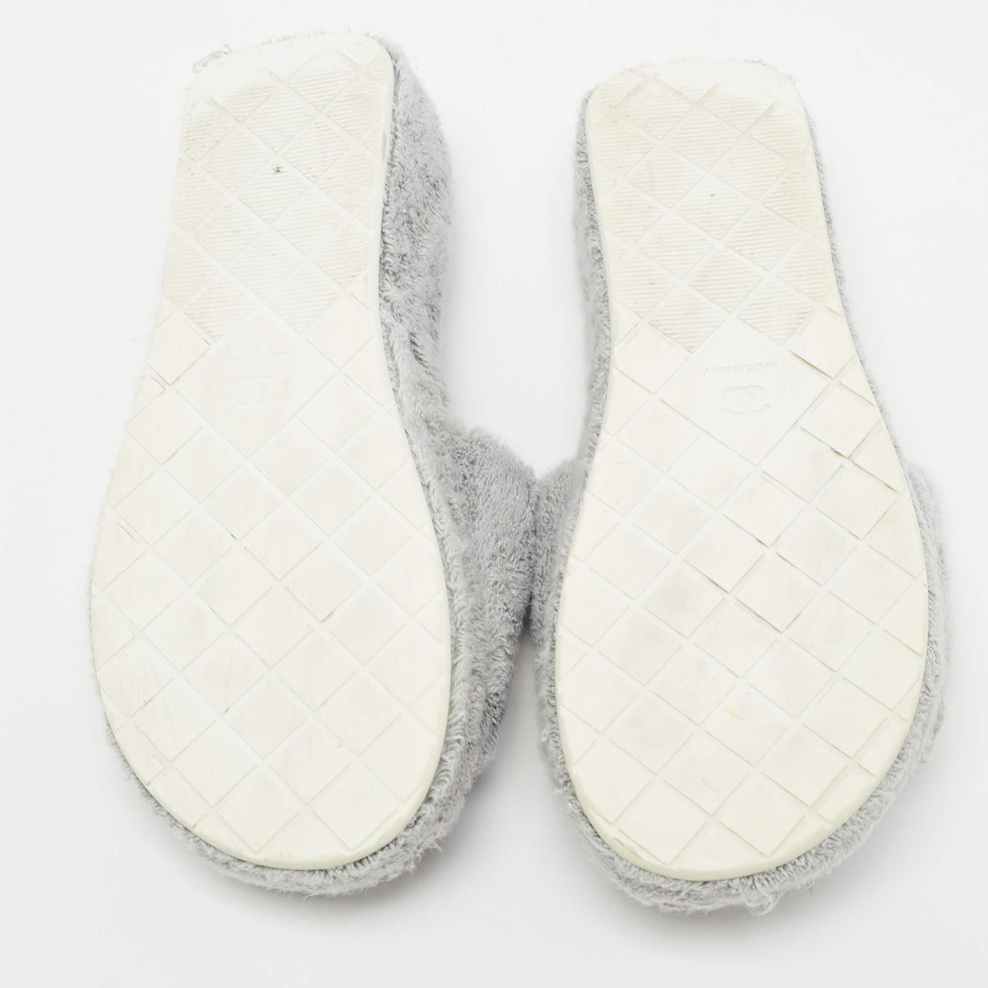 Chanel Grey/White Fabric CC Platform Slides Size 37 3