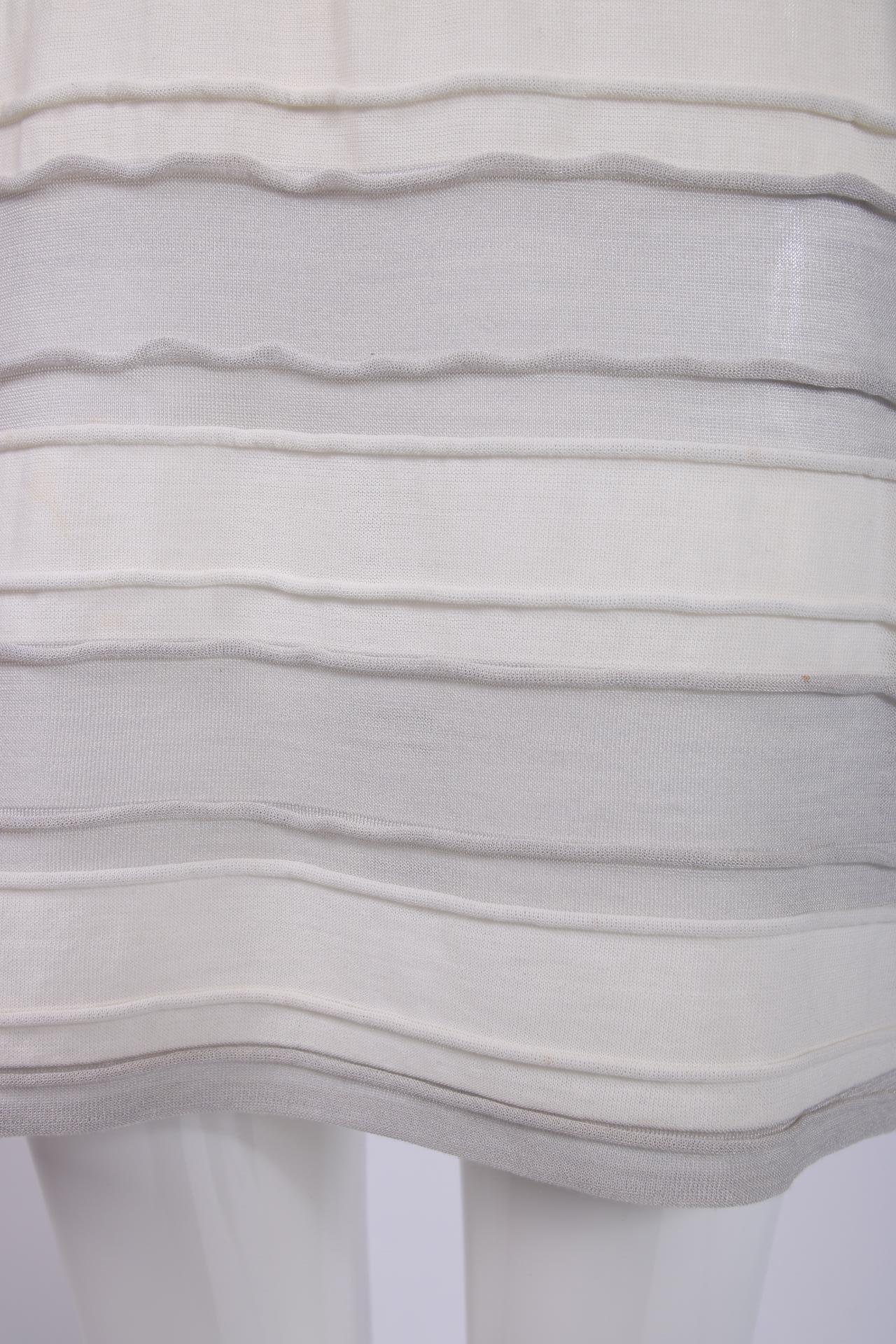 Chanel - Robe courte rayée grise et blanche 2009 Pour femmes en vente
