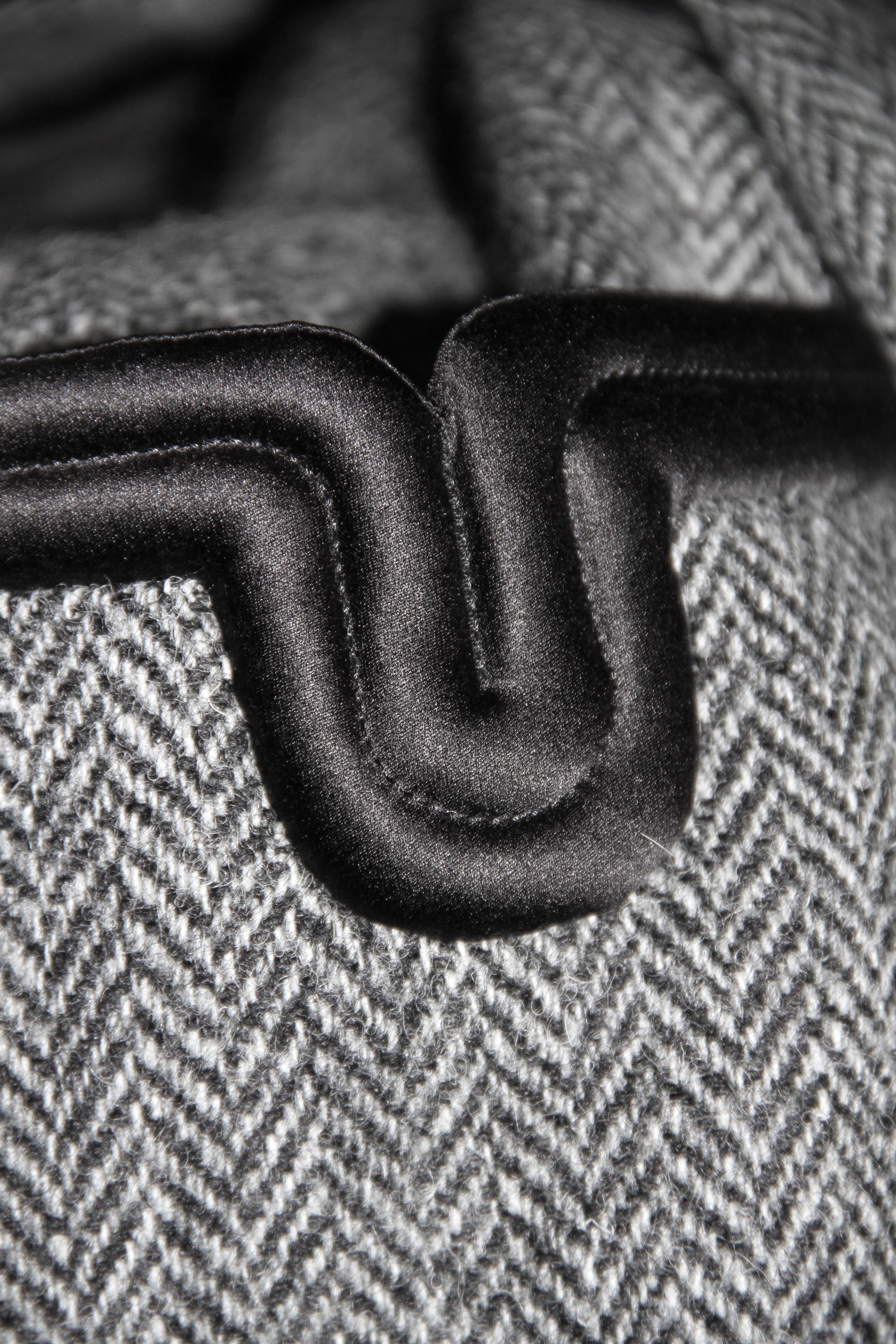 Women's Chanel Grey Wool Chevron Pattern Coat