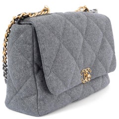 CHANEL grey wool felt 2022 19 MAXI Shoulder Bag