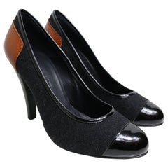 Chanel grey wool pumps