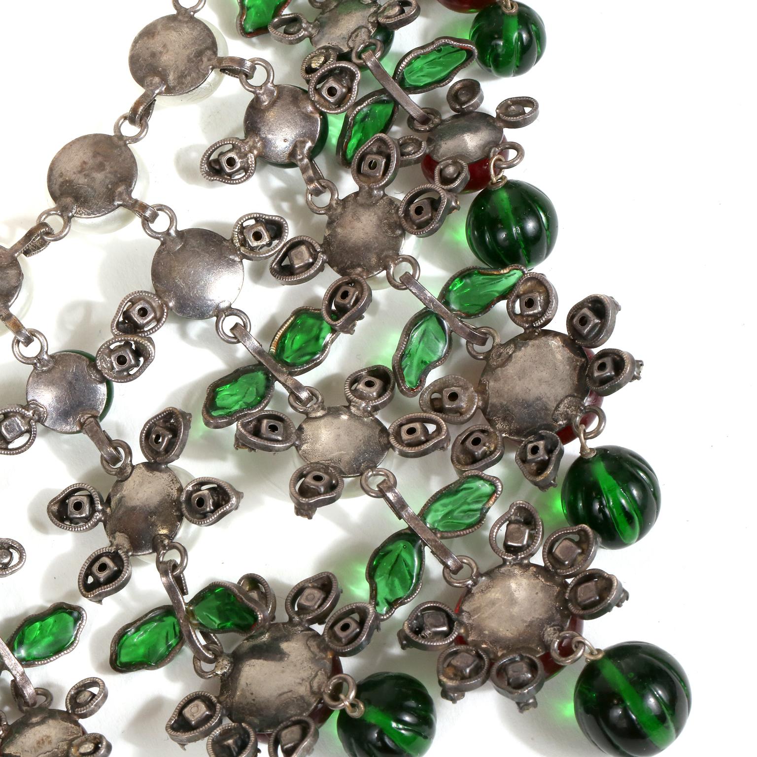 Chanel, collier gousset Gripoix et perles en vente 3