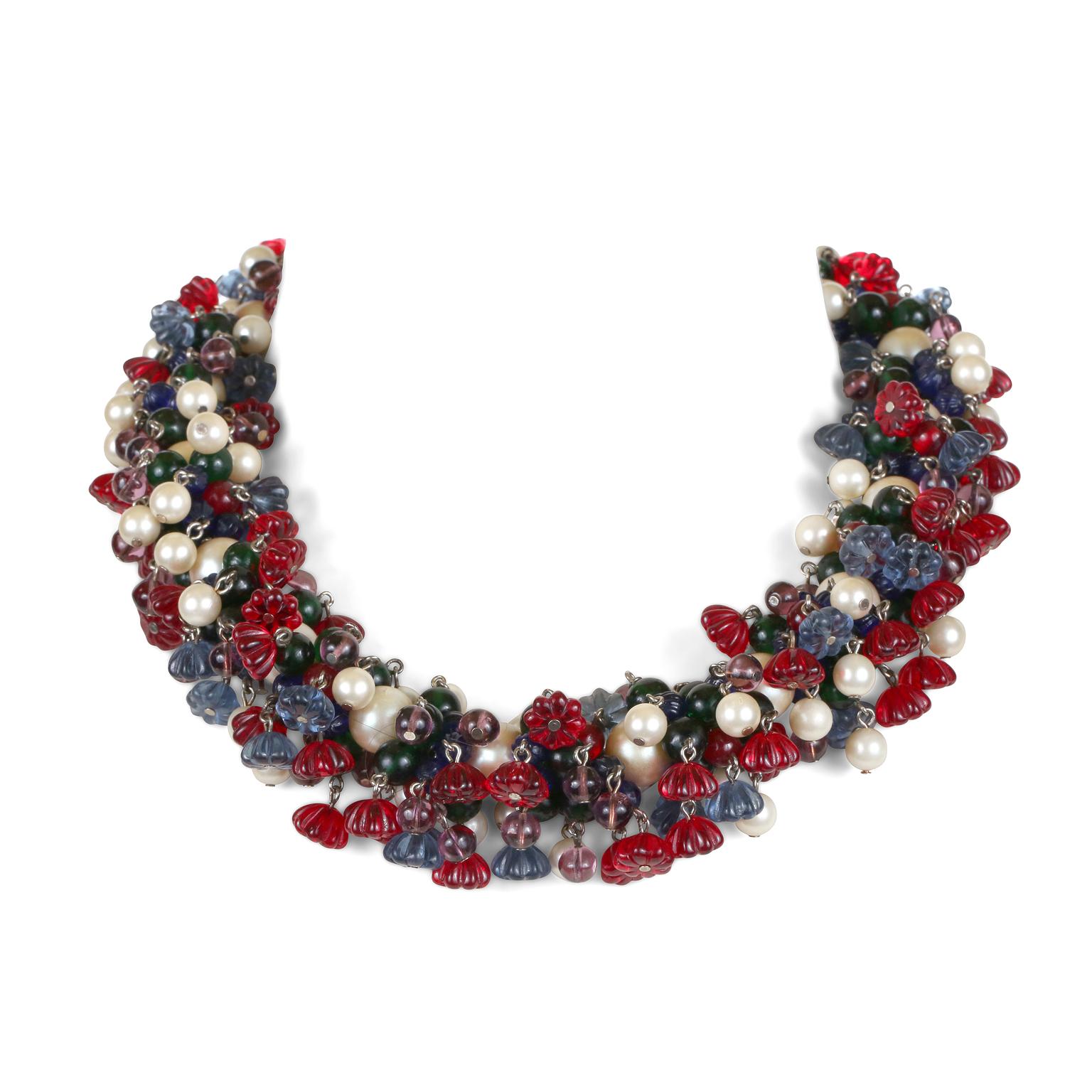 Collier Ancien En Pâte De Verre Tutti-frutti - Breloques Fruits Multicolores - Longueur ~41-45 Cm - Occasion