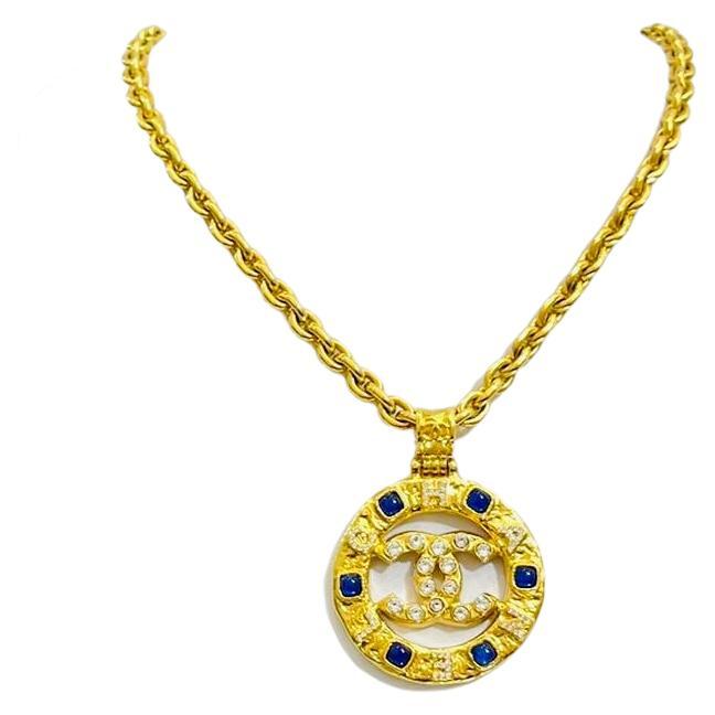 Chanel Gripoix & Crystal 'CC' Logo Medallion Necklace For Sale