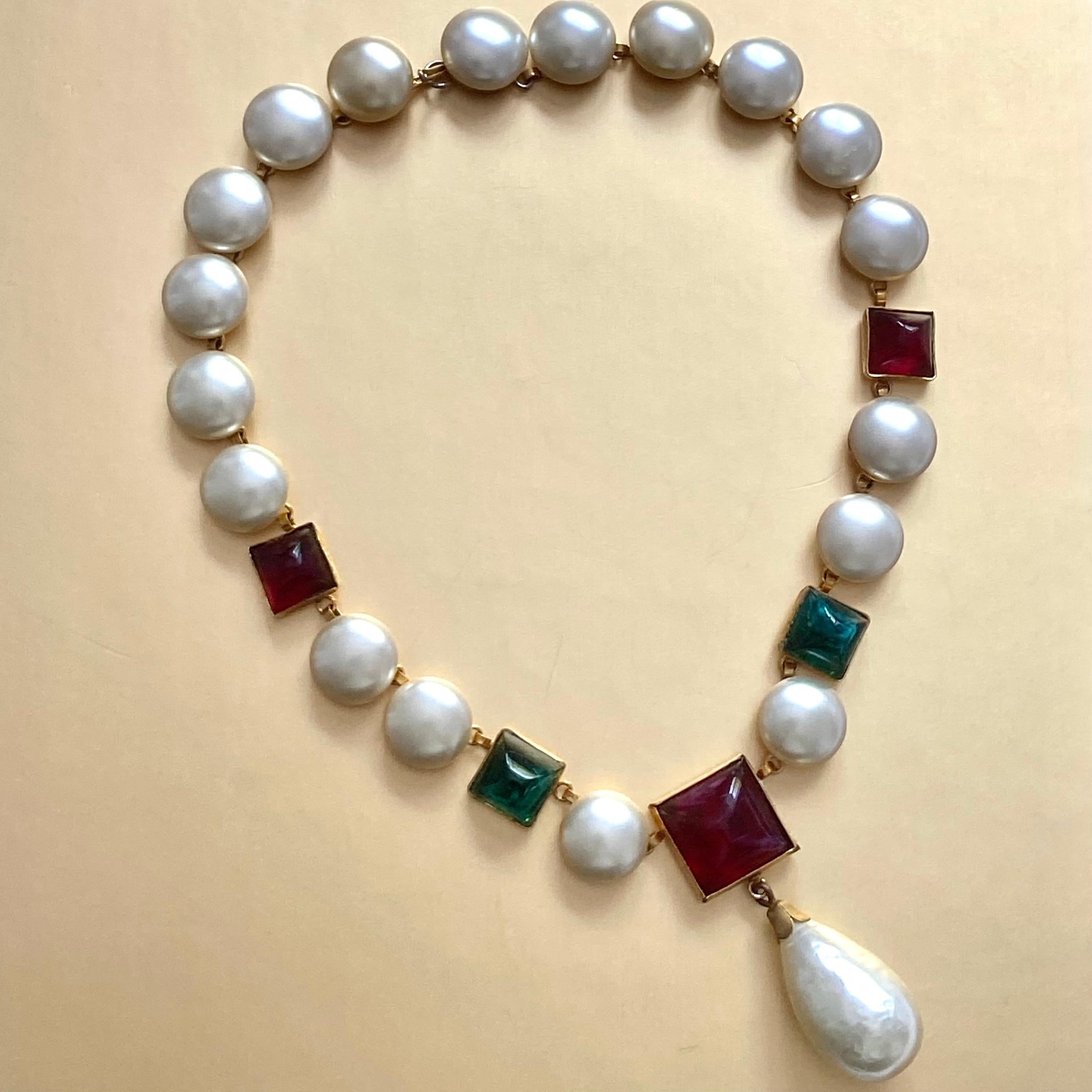da uomo o donna Collana con perle di vetro Chanel Gripoix in vendita