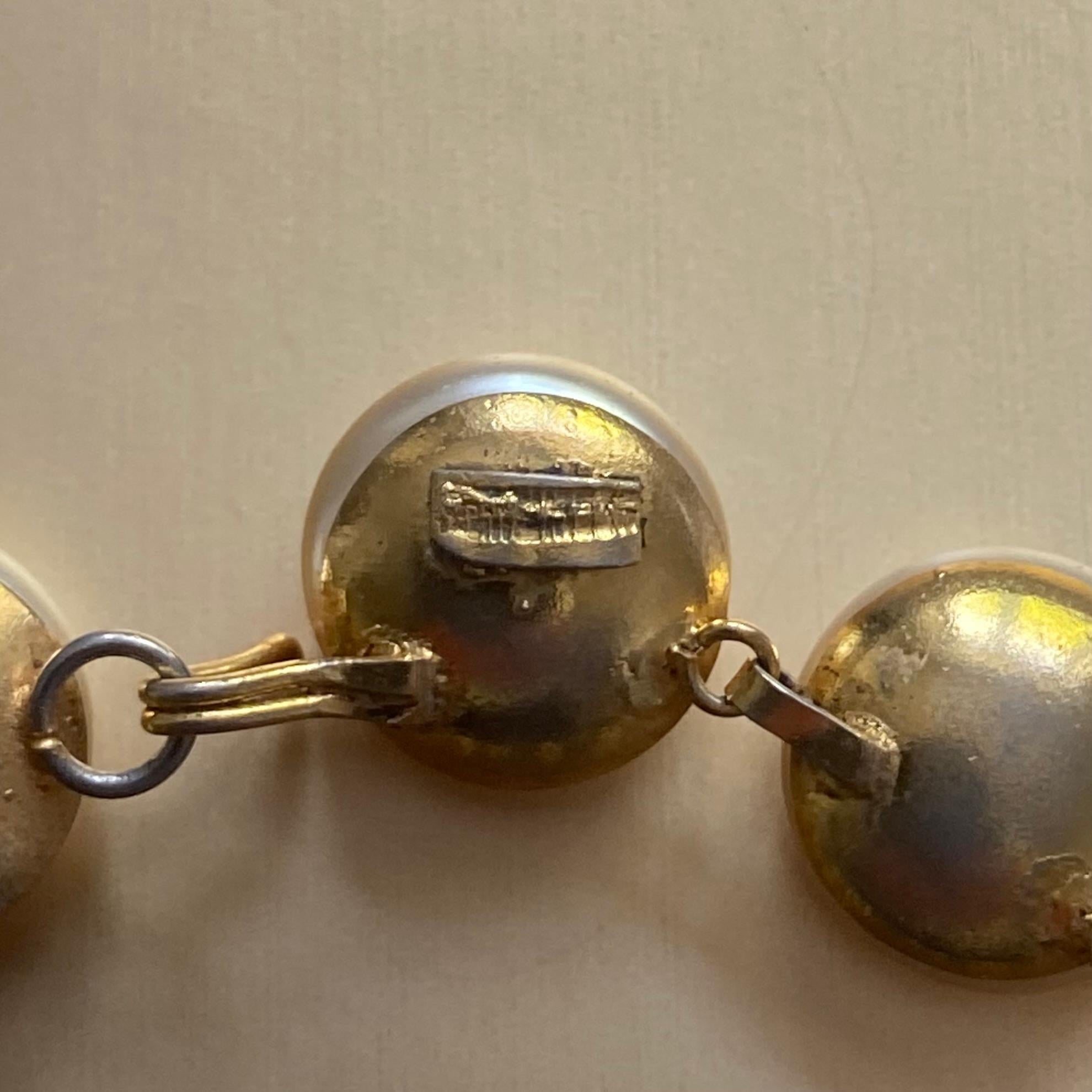 Collana con perle di vetro Chanel Gripoix in vendita 3