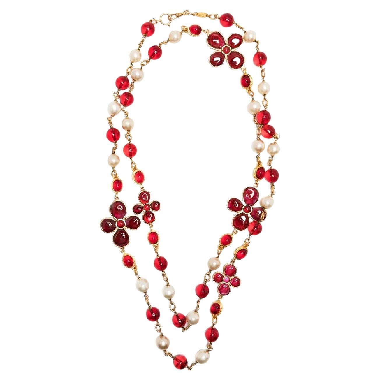 Chanel 1981 Glass Pearl And Gripoix Glass Necklace