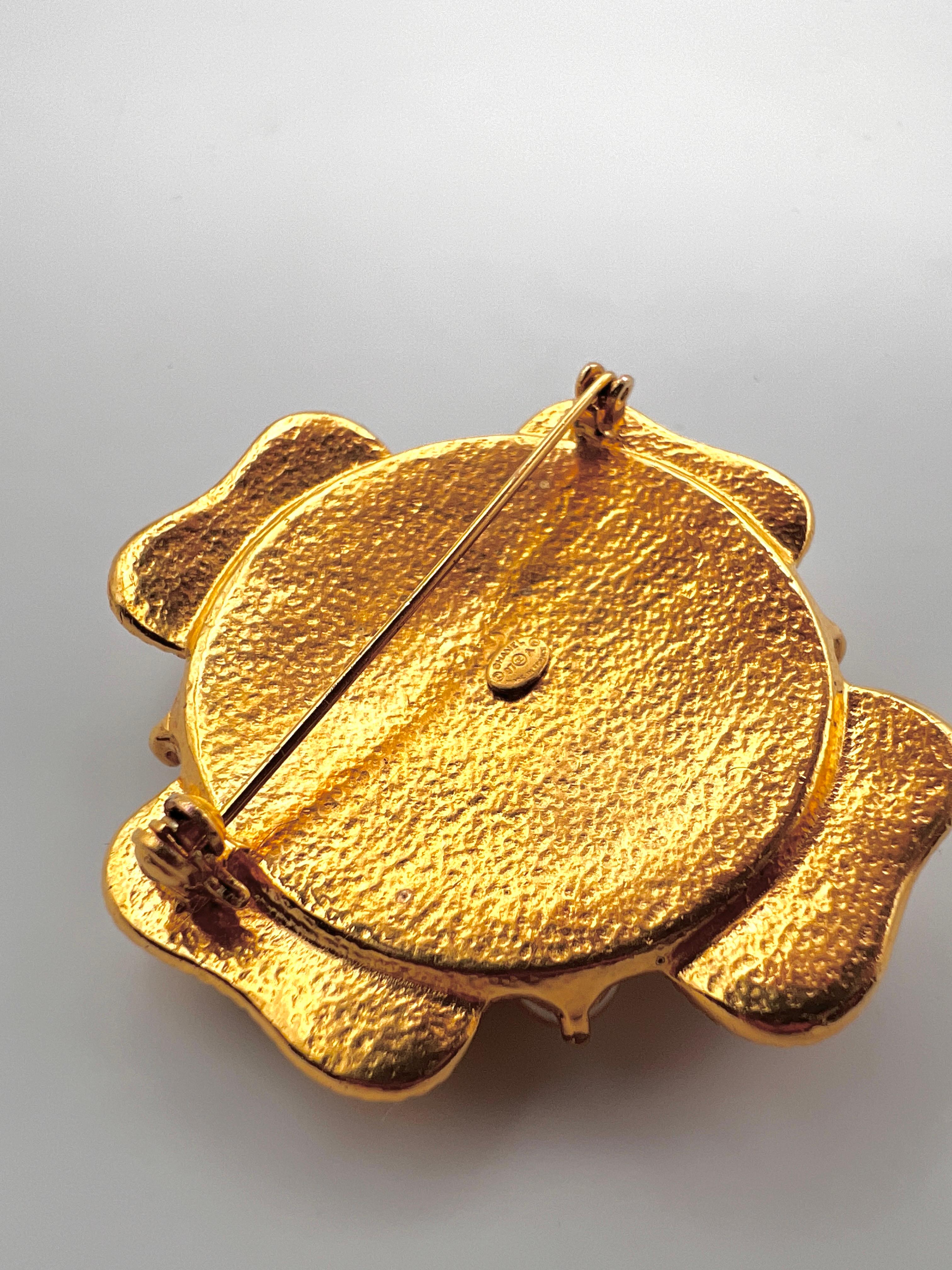 Chanel Gripoix broche de cristal fundido 1997 París en venta 2