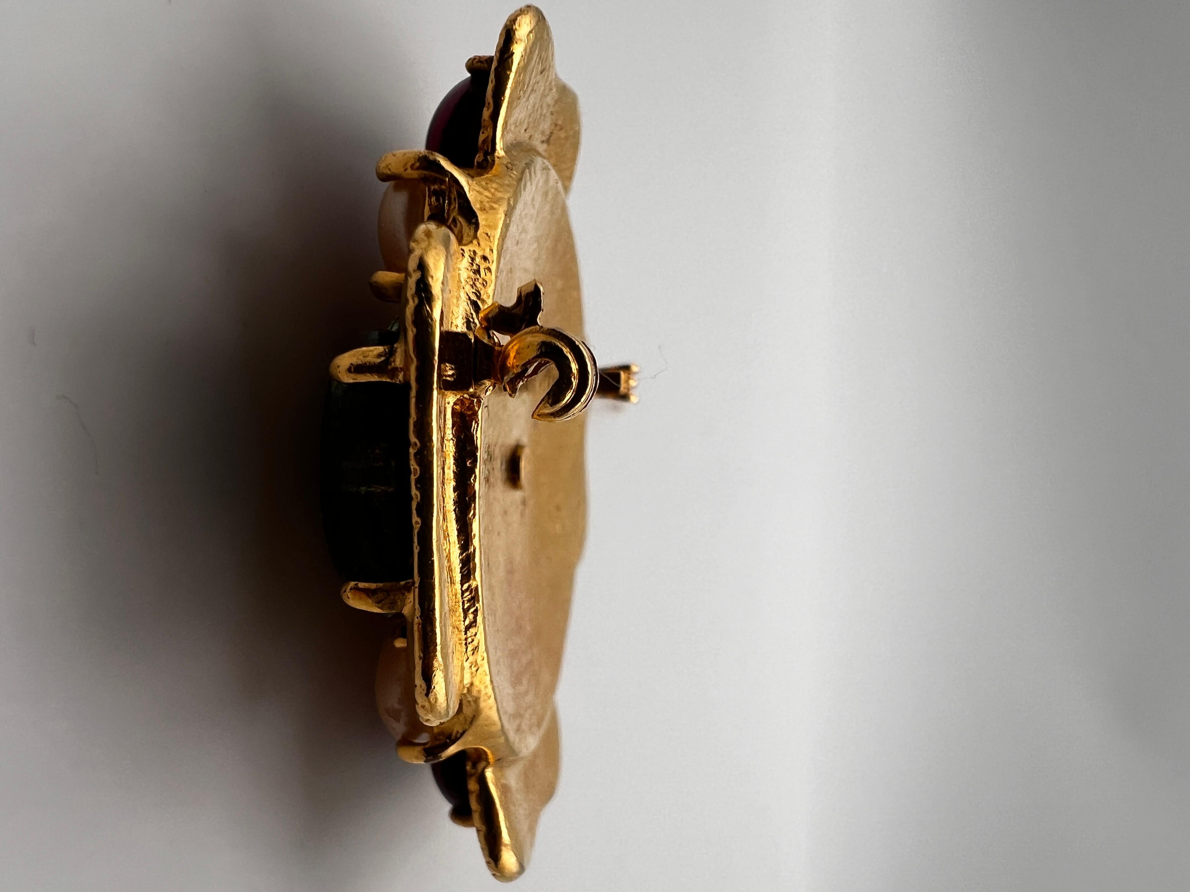 Chanel Gripoix broche de cristal fundido 1997 París en venta 4