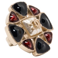 Chanel Gripoix CC Flower Ring