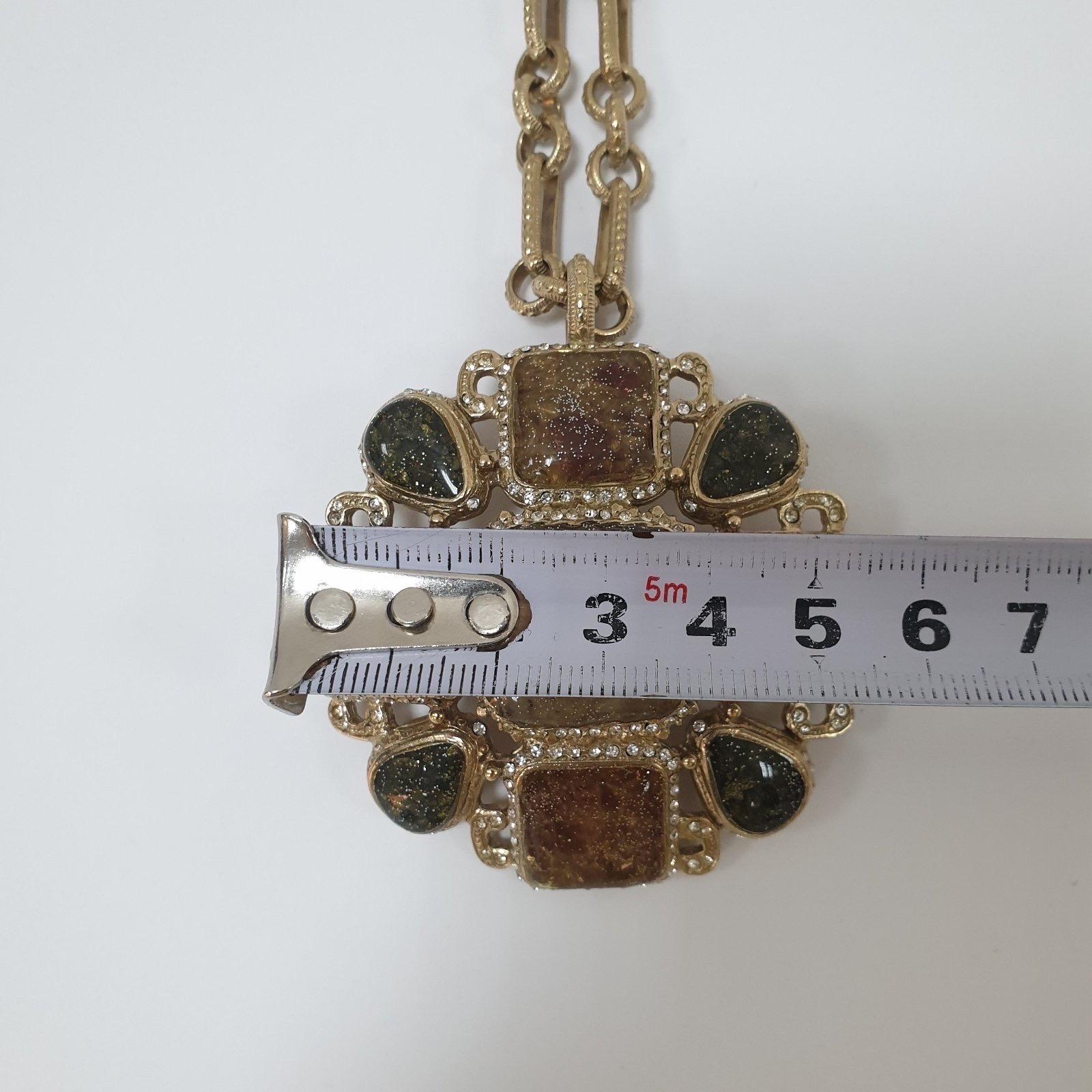 Chanel Gripoix & Strass CC Pendant Necklace For Sale 4
