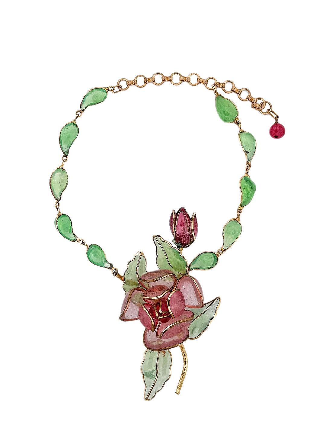 Chanel Gripoix Unsigned 70's Floral Necklace In Good Condition For Sale In London, GB