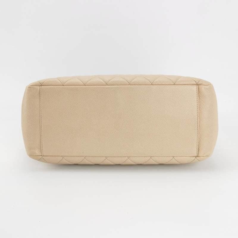 Chanel GST Grand Shopping Tote 2011 Beige Caviar Leather PM In Excellent Condition In AUBERVILLIERS, FR
