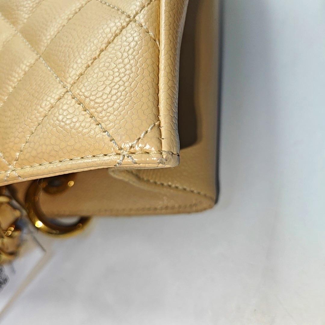 Chanel GST Grand Shopping Tote Beige Caviar Leather GM Gold Hardware For Sale 4