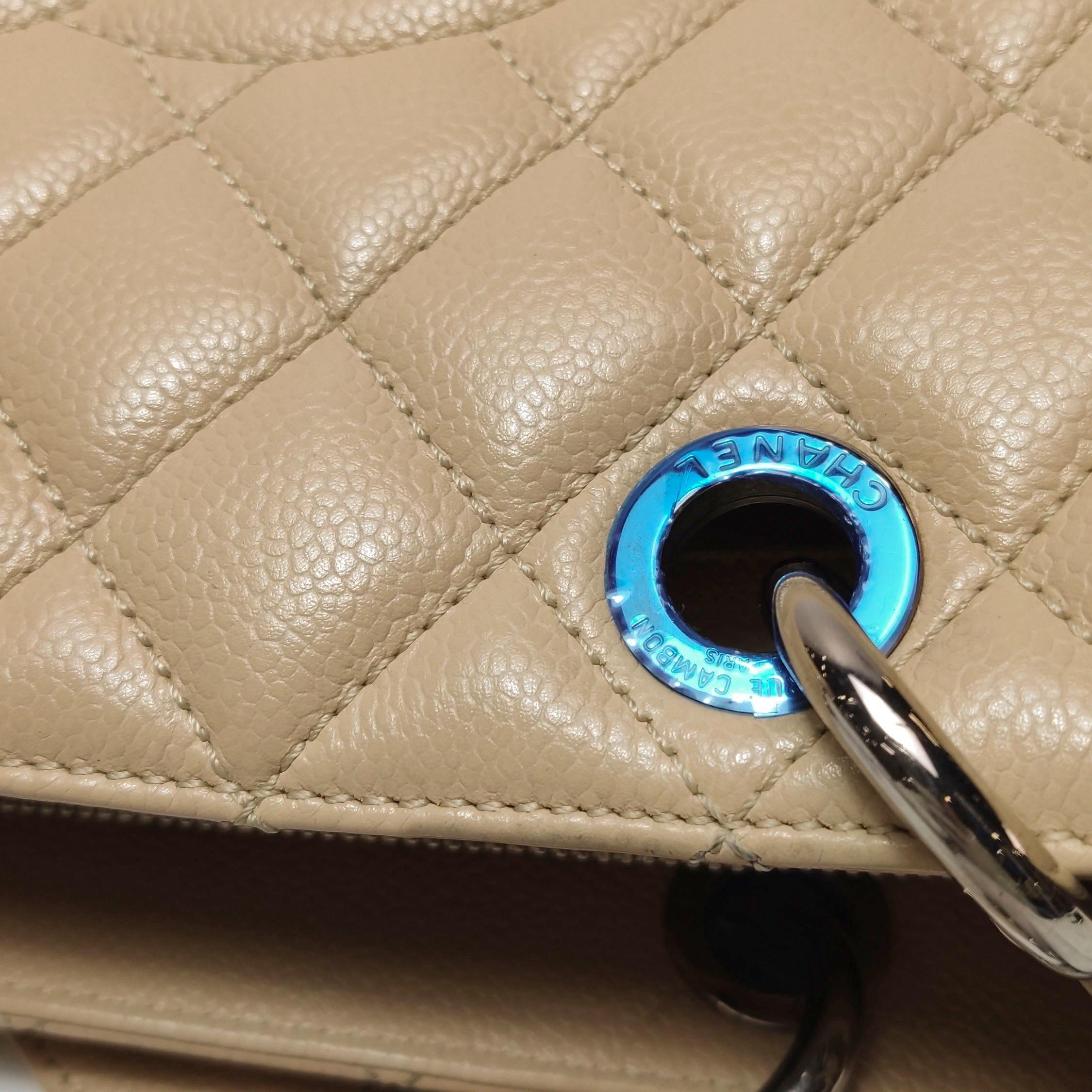 Chanel GST Grand Shopping Tote Beige Caviar Leather PM 2009-2010 For Sale 13