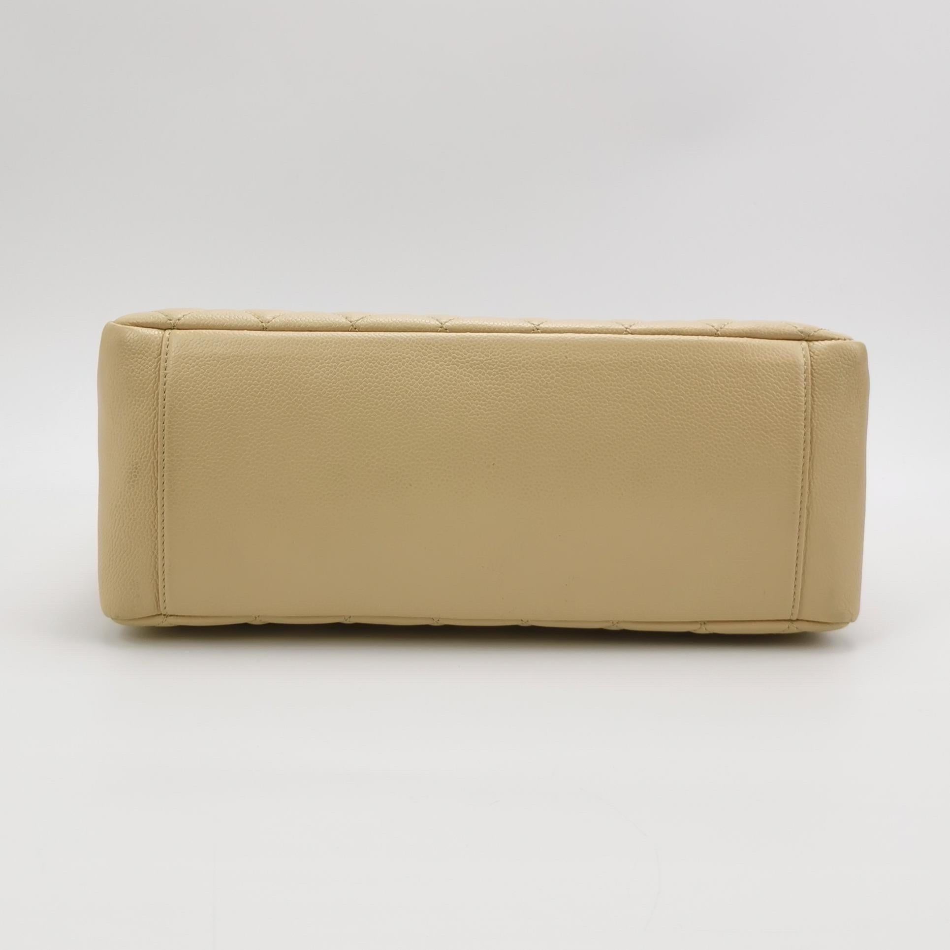 Chanel GST Grand Shopping Tote Beige Caviar Leather PM 2009-2010 For Sale 2