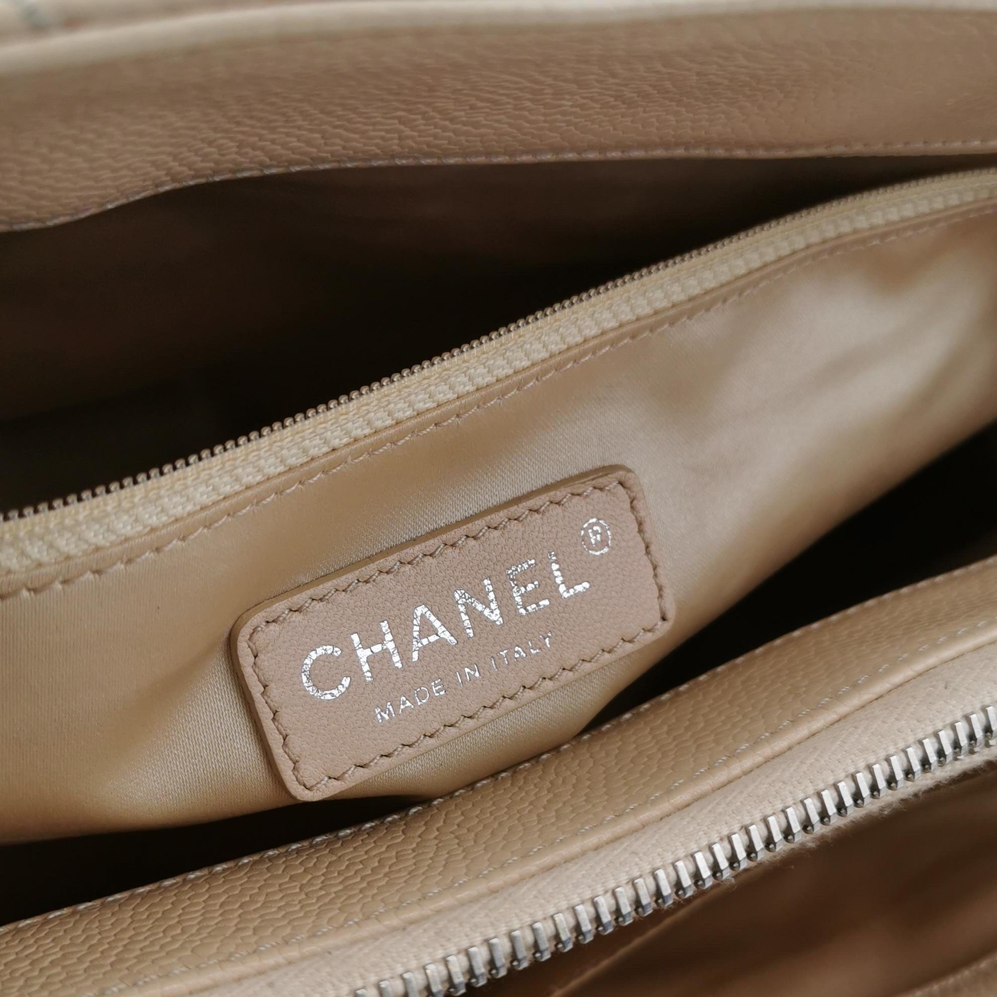 Chanel GST Grand Shopping Tote Beige Caviar Leather PM 2009-2010 For Sale 3