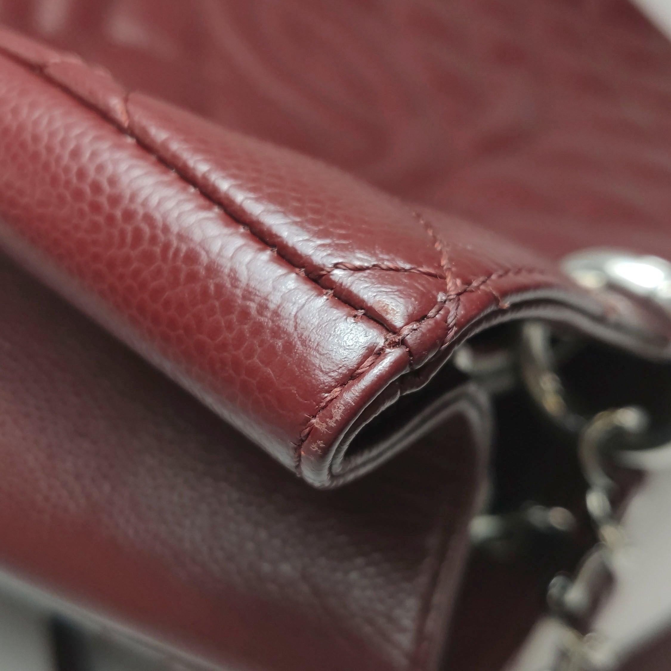 Chanel GST Grand Shopping Tote Piel Caviar Borgoña Herrajes Plateados GM en venta 10