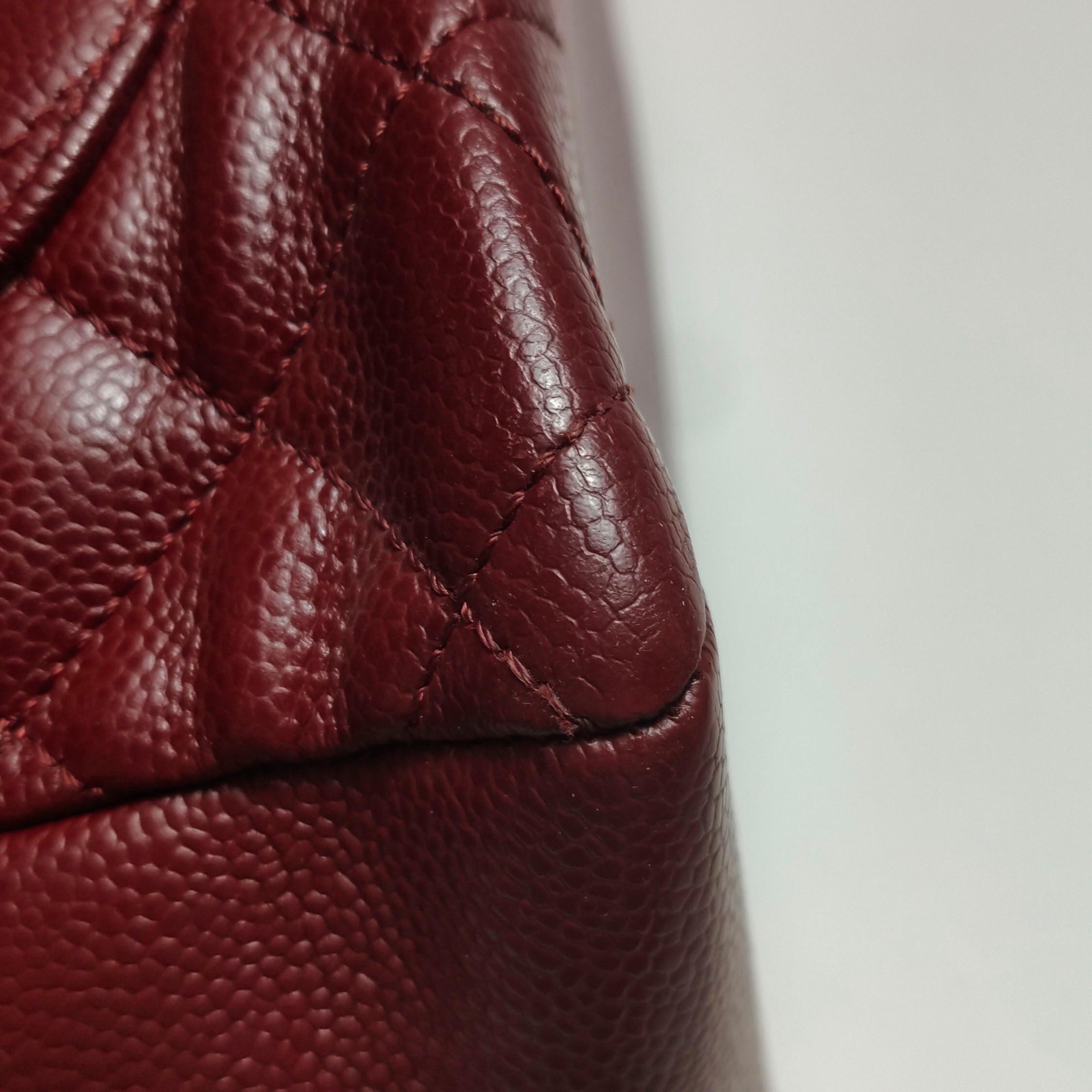 Chanel GST Grand Shopping Tote Piel Caviar Borgoña Herrajes Plateados GM en venta 13