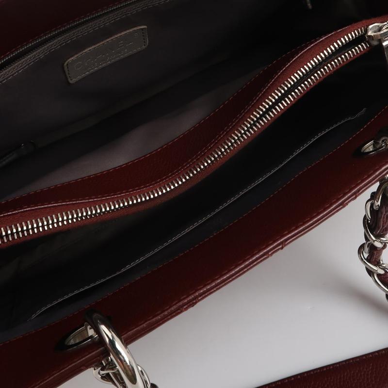 Chanel GST Grand Shopping Tote Piel Caviar Borgoña Herrajes Plateados GM en Bueno estado para la venta en AUBERVILLIERS, FR