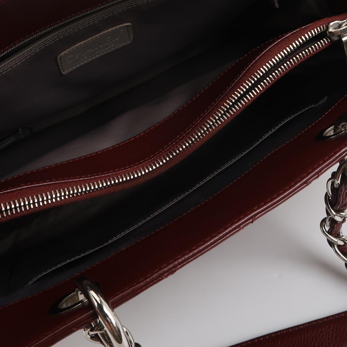 Chanel GST Grand Shopping Tote Piel Caviar Borgoña Herrajes Plateados GM en venta 4