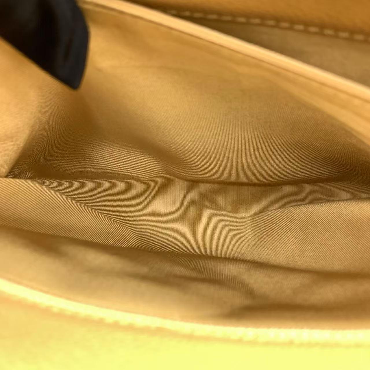 Chanel GST Grand Shopping Tote Camel Tan Caviar Leather PM, 2006-2008 For Sale 5