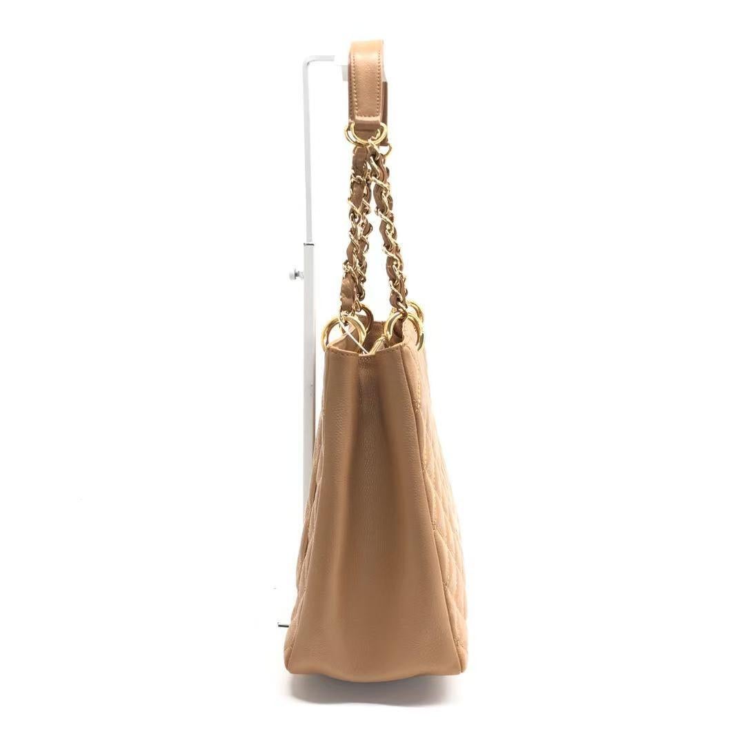 Women's Chanel GST Grand Shopping Tote Camel Tan Caviar Leather PM, 2006-2008 For Sale