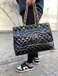 Chanel GST XXL Vernice Nera Borsa a spalla