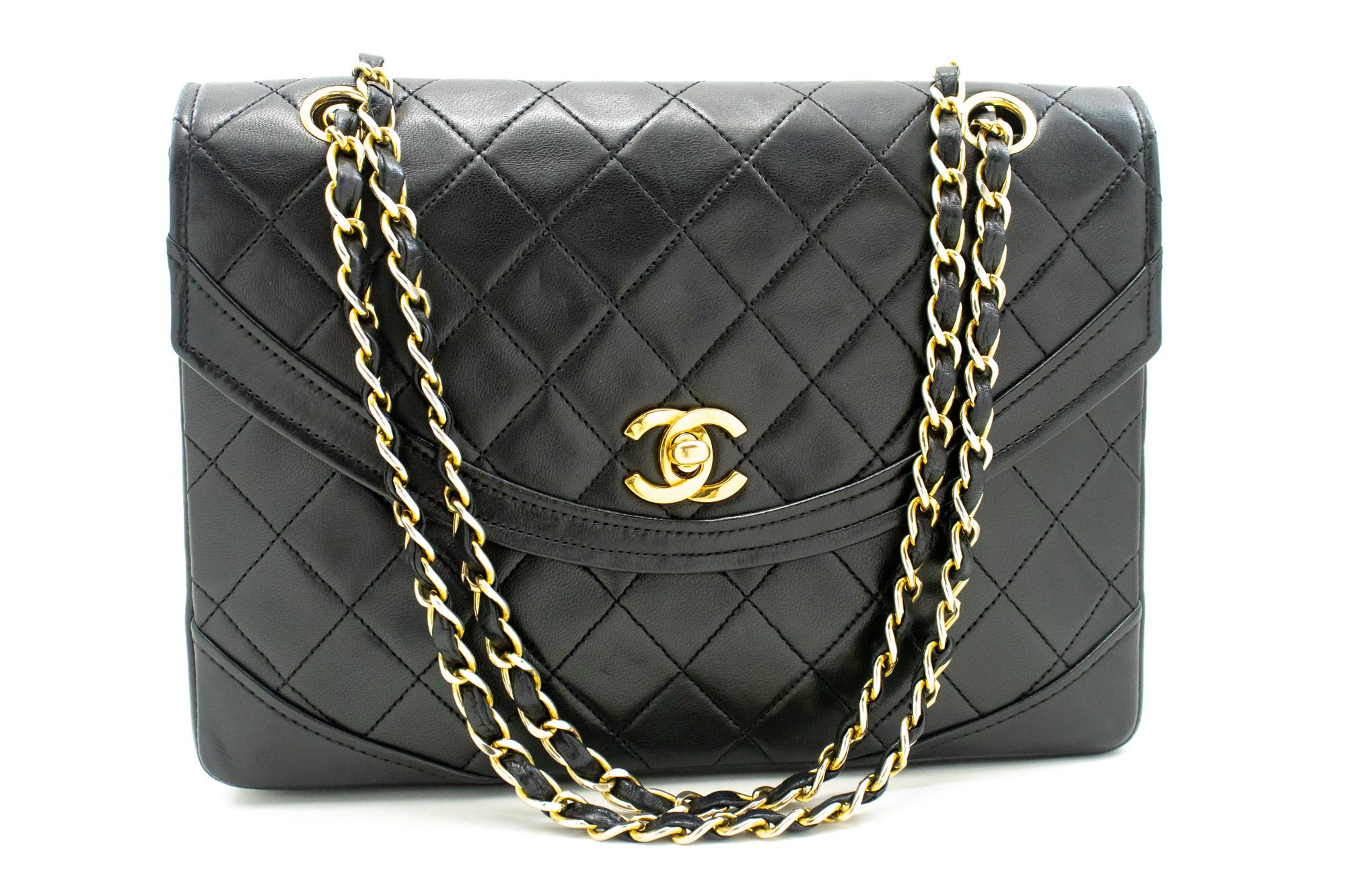 An authentic CHANEL Half Moon Chain Shoulder Bag Crossbody Black Quilted Flap. The color is Black. The outside material is Leather. The pattern is Solid. This item is Vintage / Classic. The year of manufacture would be 1986-1988.
Conditions &