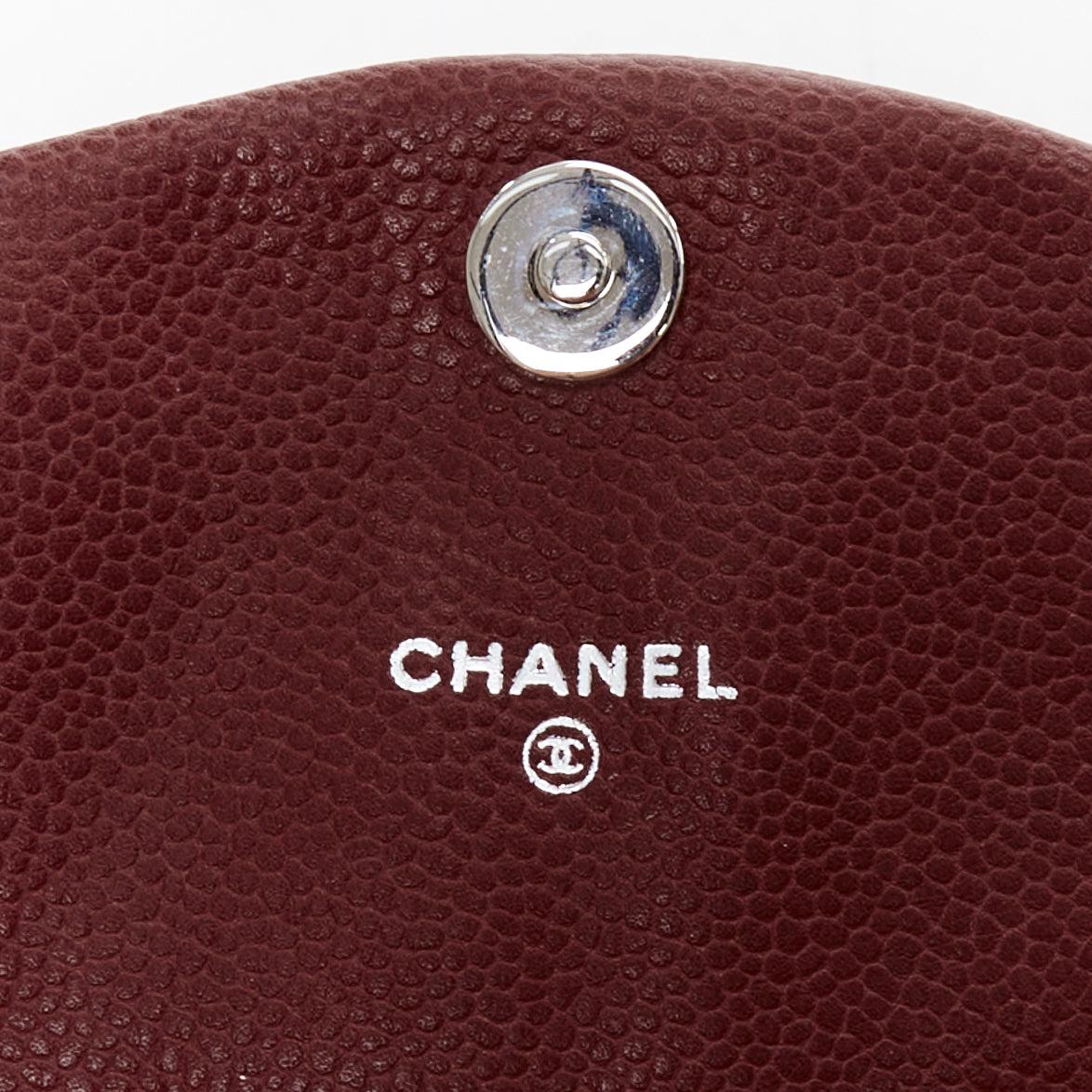 CHANEL Half Moon rot Kaviar Leder CC gesteppt Klappe Crossbody WOC Tasche im Angebot 5