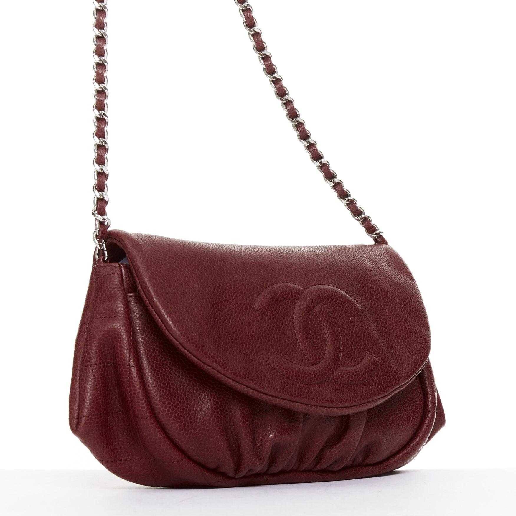 CHANEL Half Moon rot Kaviar Leder CC gesteppt Klappe Crossbody WOC Tasche (Braun) im Angebot