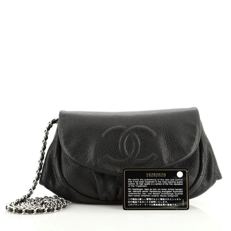 Chanel Half Moon Wallet On Chain Caviar 

Condition: Excellent. Light wear on strap and in interior, scratches on hardware.
Accessories: Authenticity Card
Measurements: Height 6