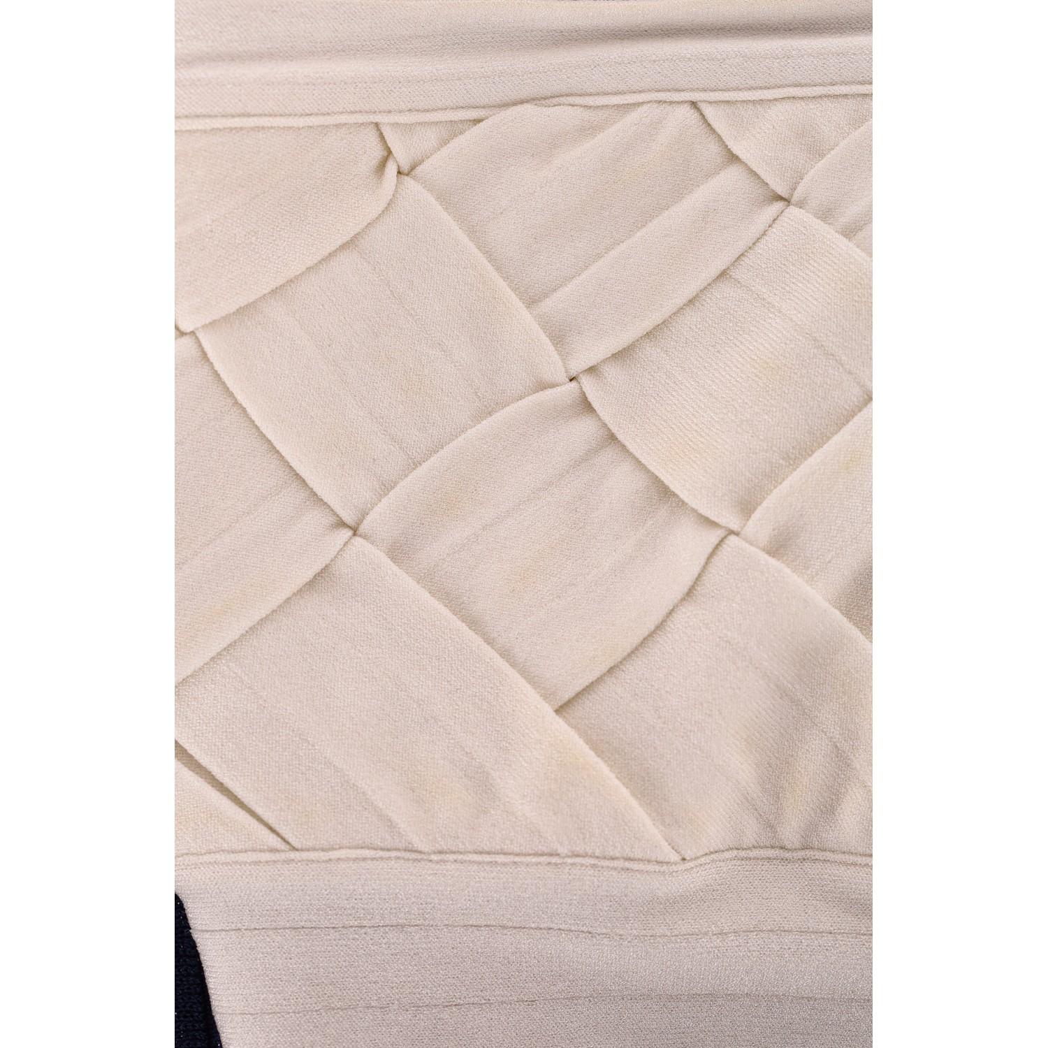 Chanel - Vestito con aletta e cardigan con bolero in vendita 6