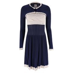 Chanel Trägerloses Kleid & Bolero-Strickjacke Set